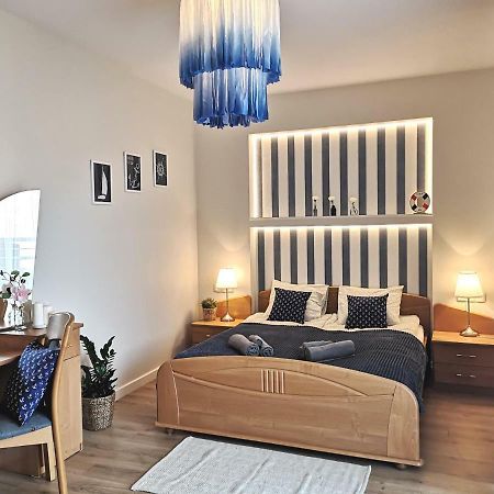 Marine Apartament Gdansk Bagian luar foto